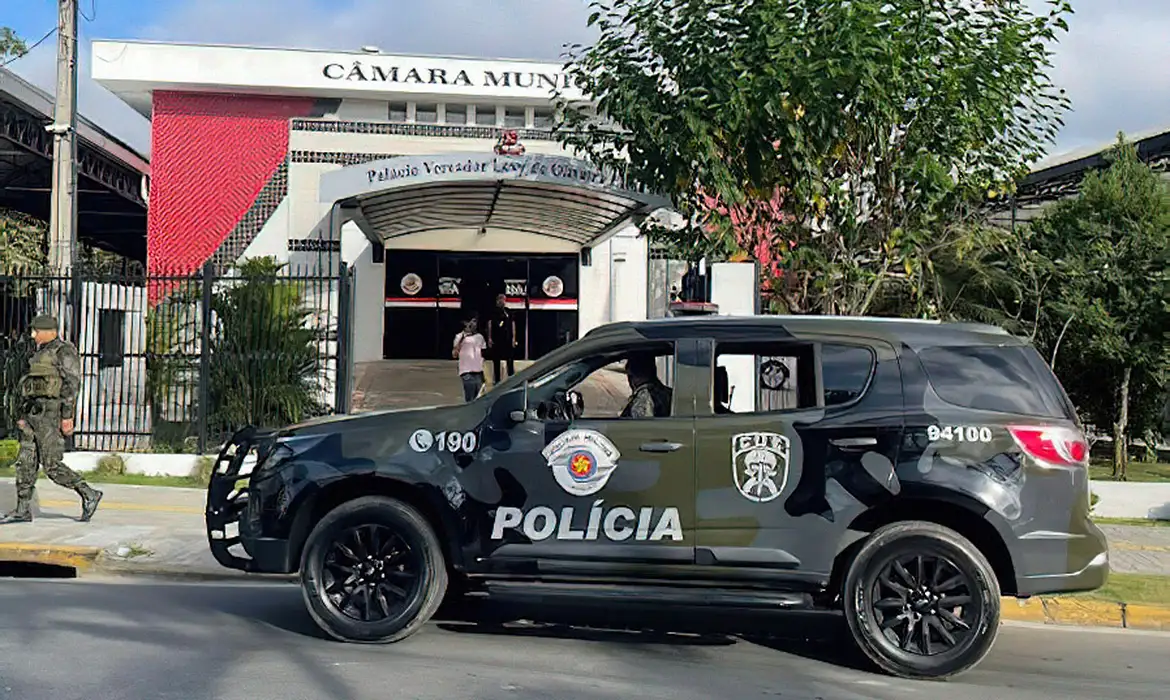 Polícias Civil e Militar realizam grande operação contra quadrilha de roubos ligada ao PCC