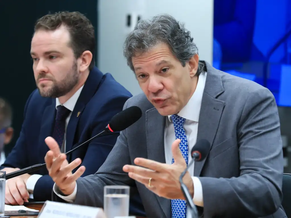 Orçamento de 2026 precisa de R$ 20 bi para ser fechado, diz Haddad