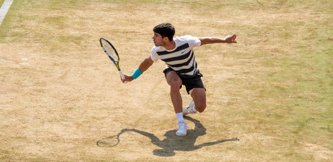 Aos 22 anos, Carlos Alcaraz ostenta números mais impressionantes que o big three