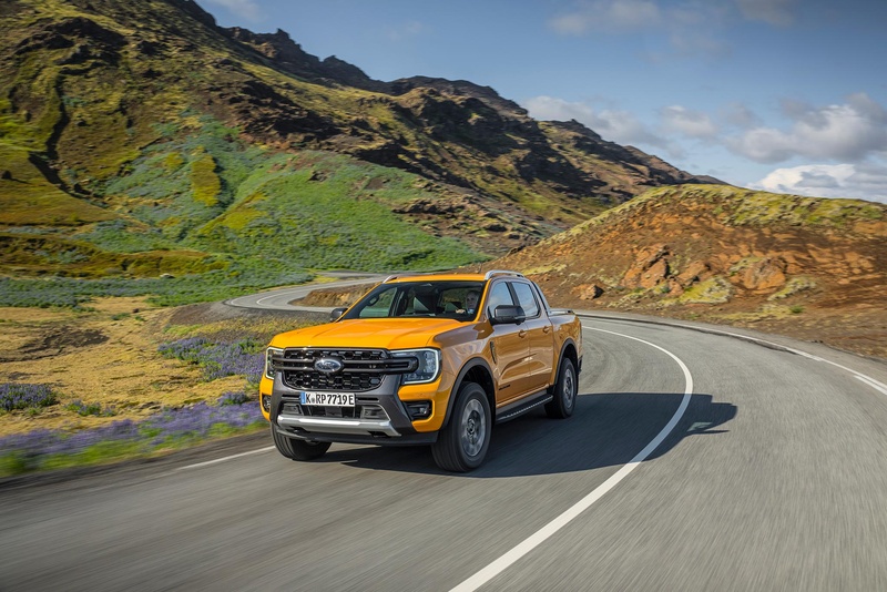 Ford anuncia nova era da Ranger com versão híbrida produzida na América do Sul