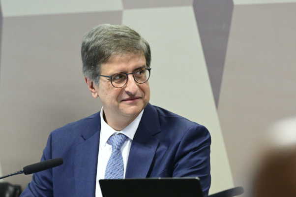 Possível suspeição de Gonet no caso Master preocupa STF e PF