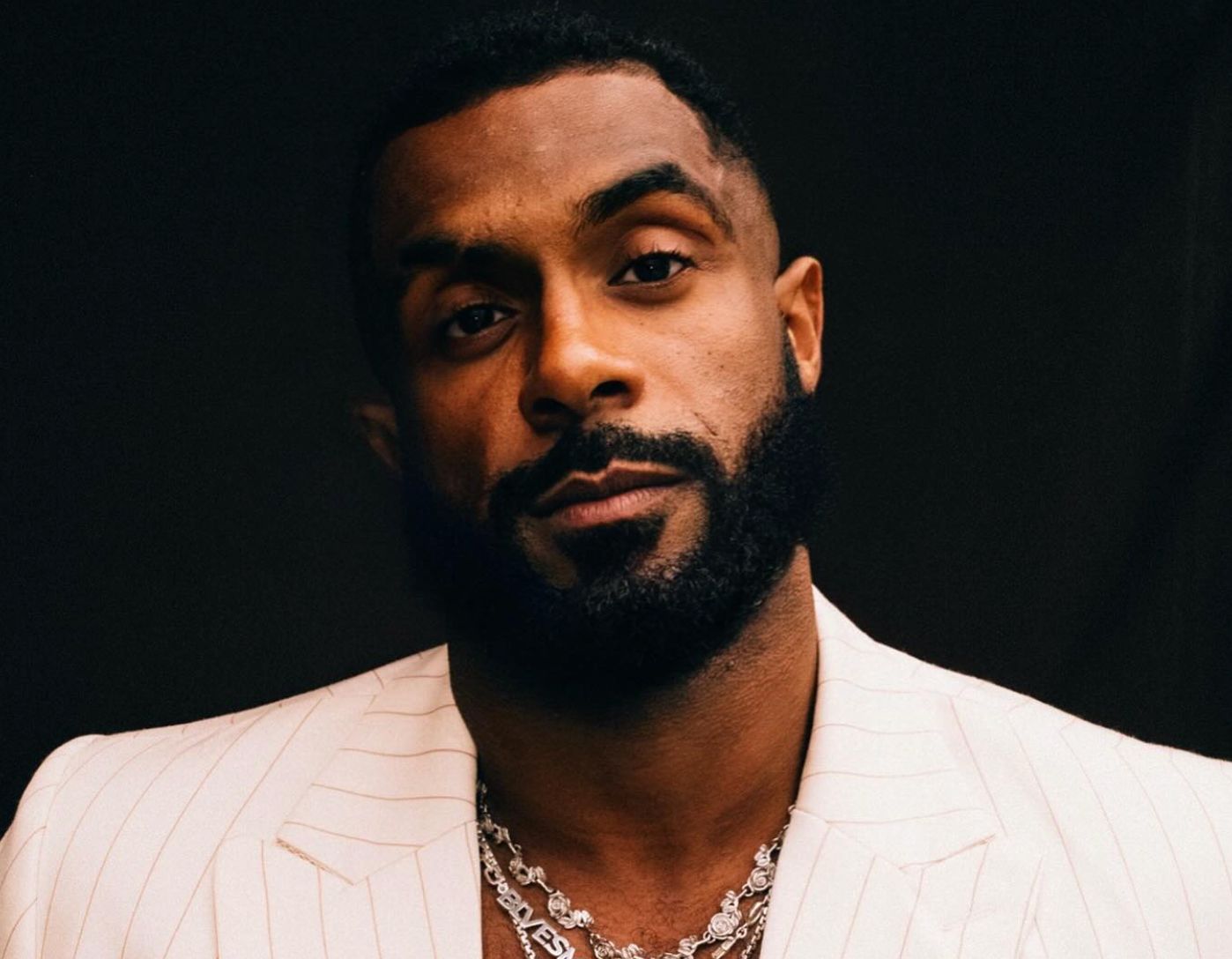 Baco Exu do Blues lança “HASOS”, seu quinto álbum, inspirado em Caravaggio