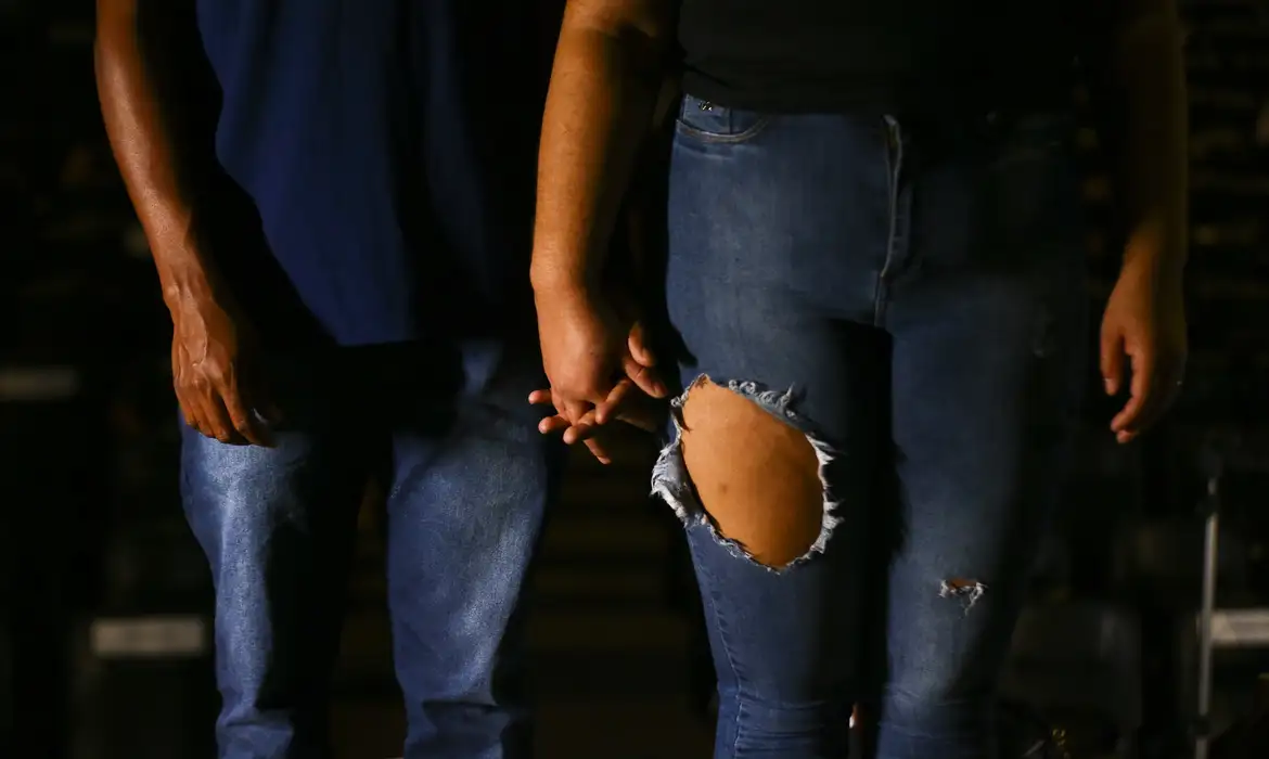 Proporção de famílias de casal sem filhos quase dobra em 22 anos