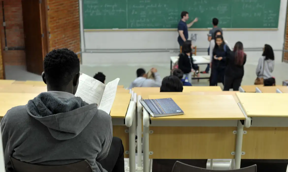 Santa Catarina aprova fim das cotas raciais em universidades estaduais