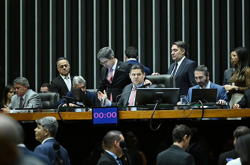 Congresso aprova LDO com meta fiscal mais flexível