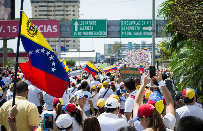Juristas defendem investigação internacional sobre ação dos EUA na Venezuela
