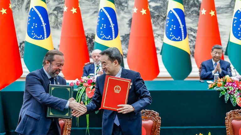 Brasil apresenta descobertas de lítio e terras raras em agenda oficial na China