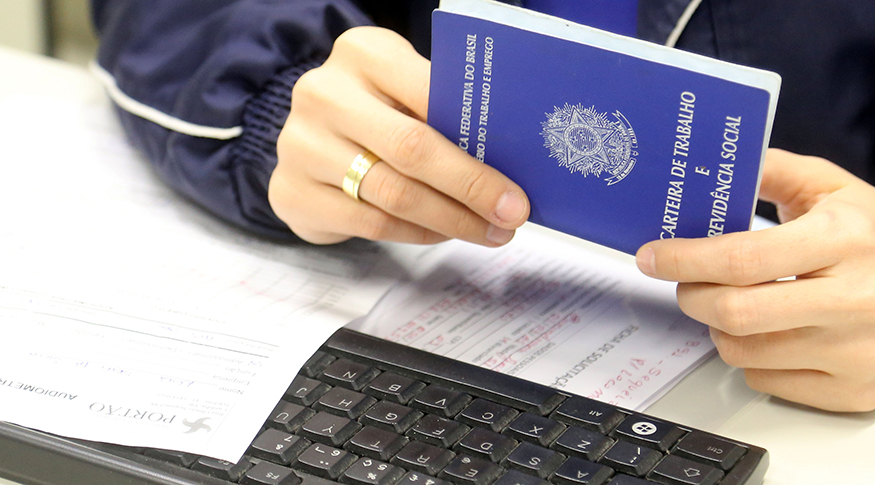 Brasil tem recorde de 66,8% dos trabalhadores na previdência social