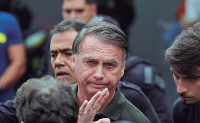 Bolsonaro já cumpre pena na Papudinha após decisão de Moraes