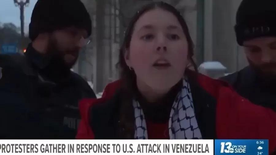 Manifestante é presa ao vivo após criticar Trump em emissora de TV nos EUA