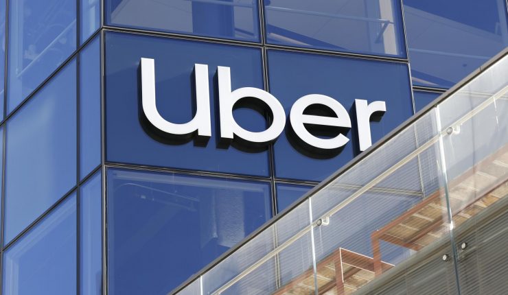 Uber amplia planos de veículos autônomos e mira liderança global até 2029