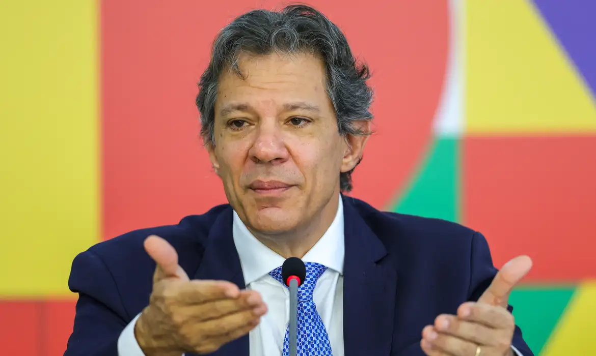 Haddad justifica alta de imposto sobre importados