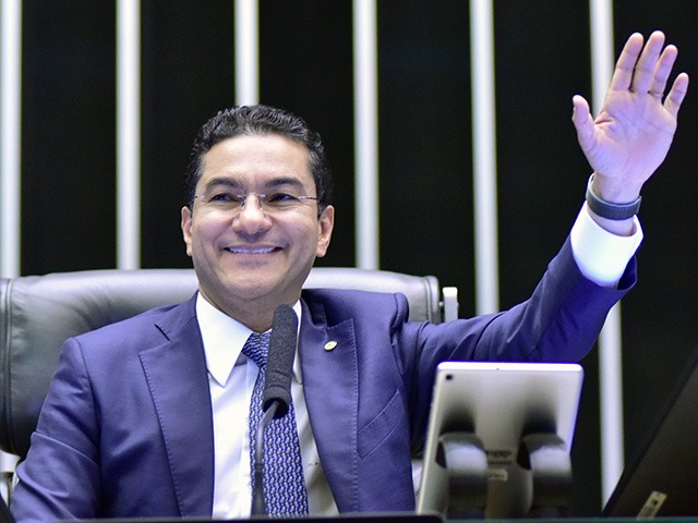 Presidente do partido de Tarcísio diz que pobre e lazer não combinam