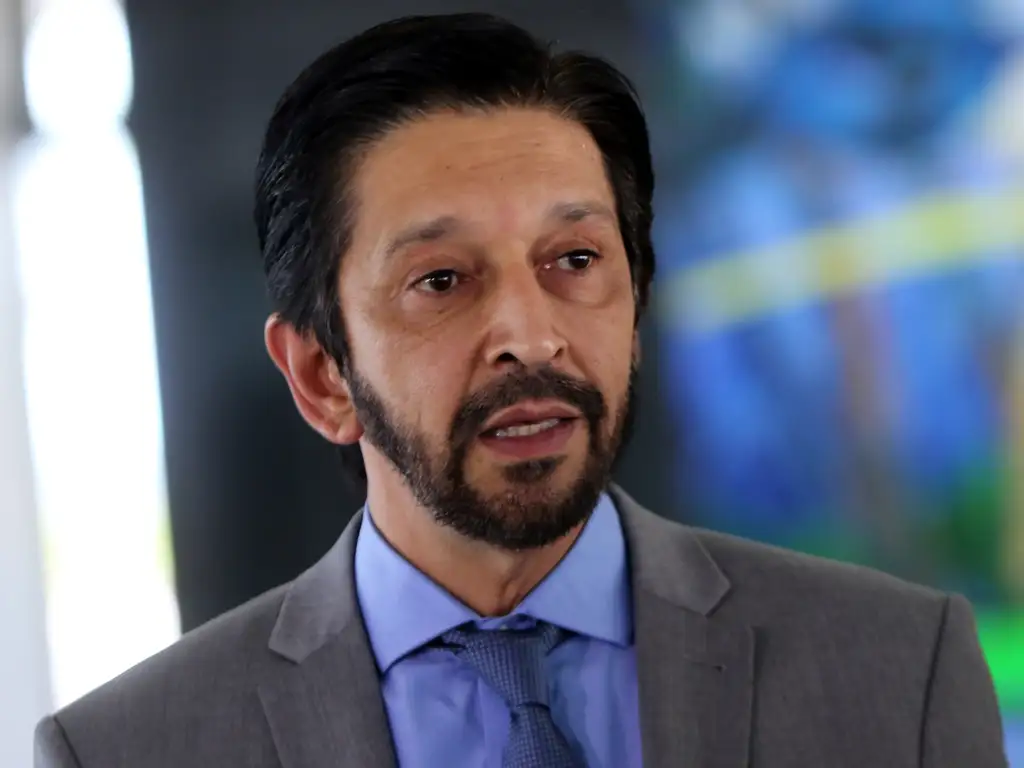 MP aponta superfaturamento de R$ 42,7 milhões em obras emergenciais da gestão Nunes