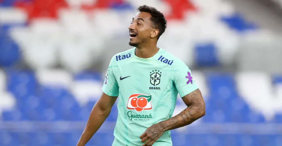 Reserva no Flamengo, essencial na Seleção: o papel estratégico de Danilo com Ancelotti