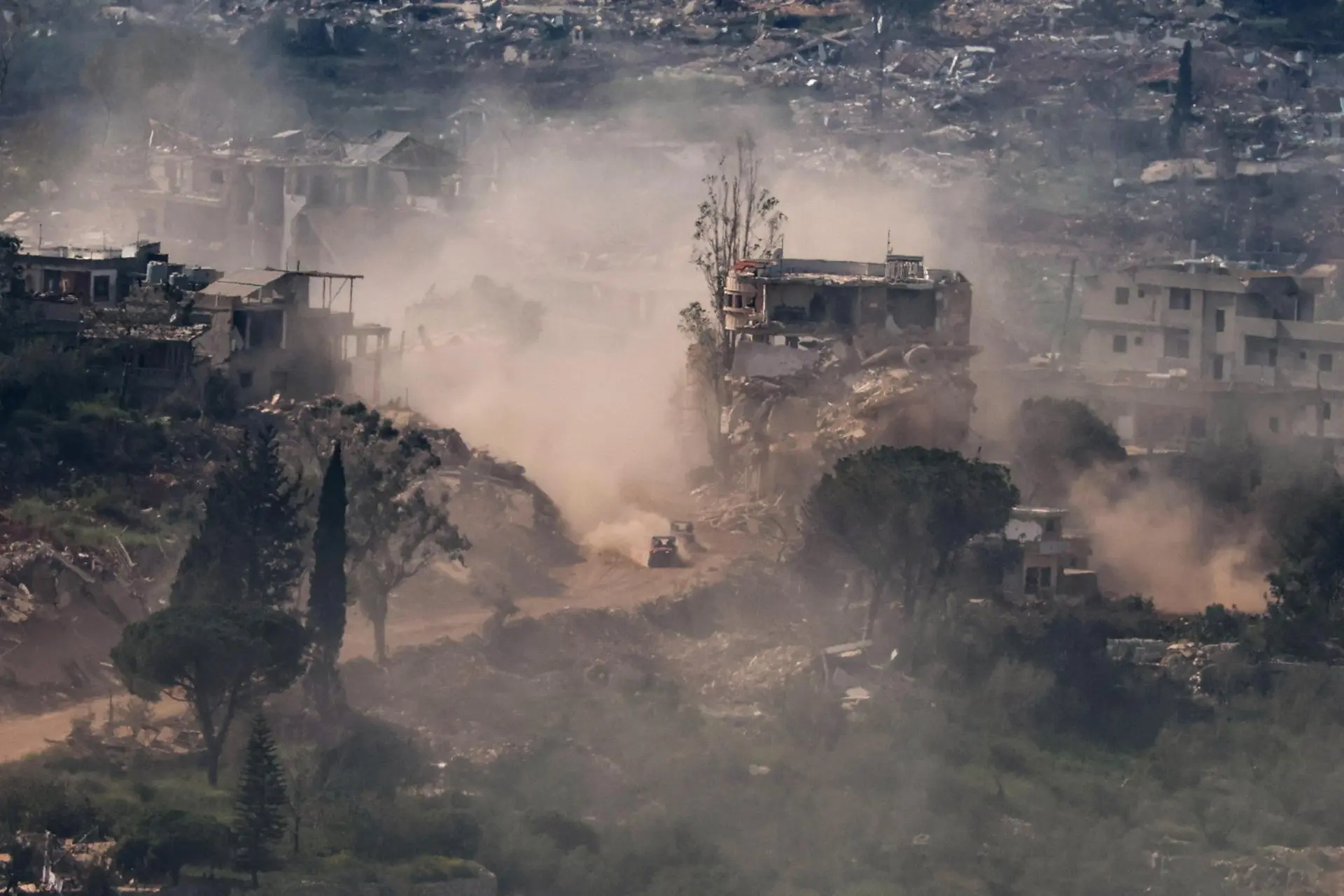 Ataque israelense mata brasileira e filha em Gaza e amplia preocupação com civis no conflito