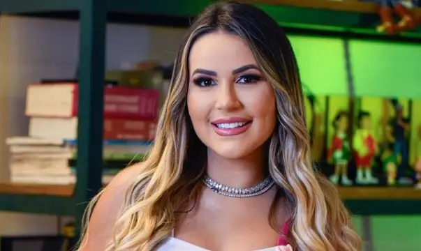 Vídeos, frases e ostentação: os sinais públicos que antecederam a nova prisão de Deolane Bezerra