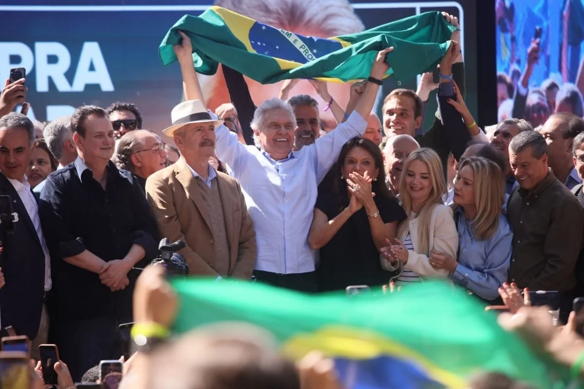 Convenções partidárias movimentam fim de semana e afinam discursos para as eleições