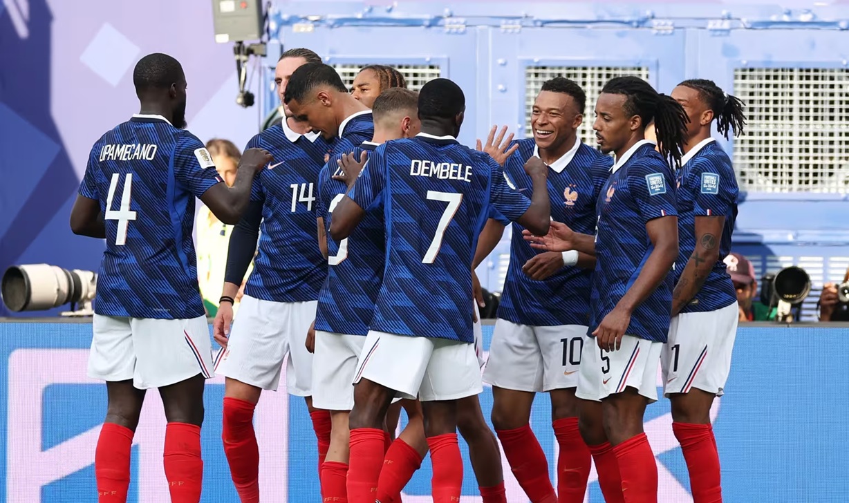 Futebol, política e personagens improváveis: a Copa do Mundo até agora