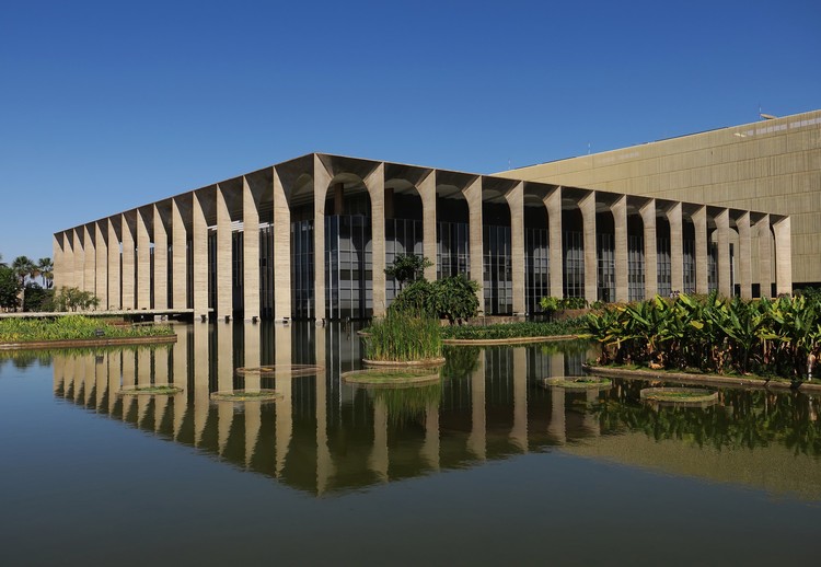 Itamaraty teme ação militar dos EUA contra PCC e CV