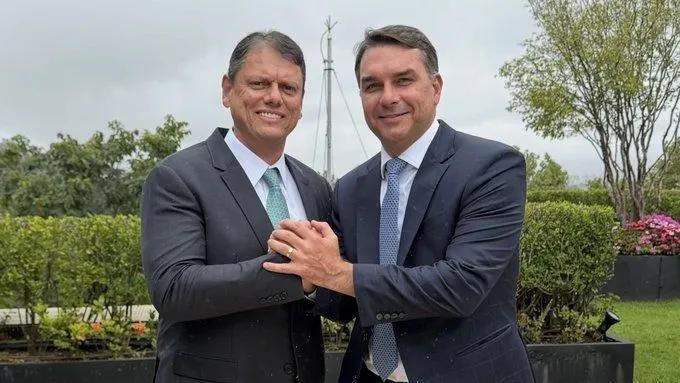 Tarcísio e Flávio têm expectativas diferentes em relação à associação de suas candidaturas