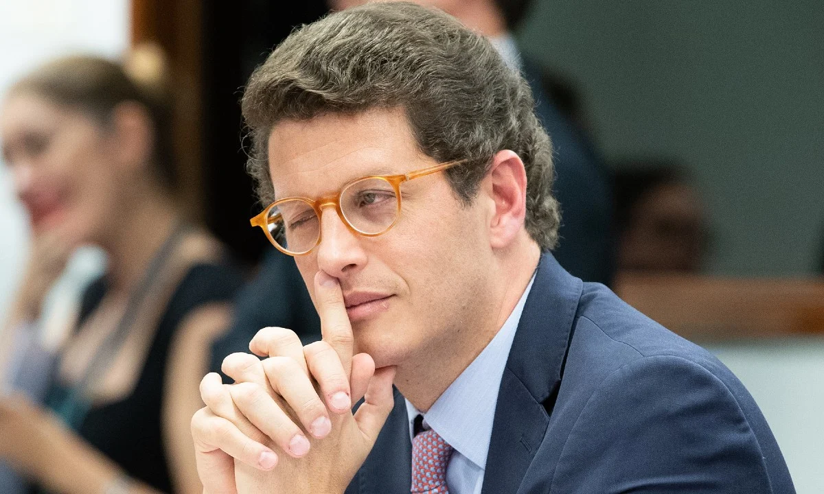 Ricardo Salles desafia aliança de Tarcísio e Bolsonaro no Senado por SP